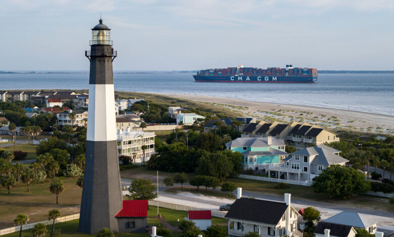 eBlue_economy_Port of Savannah serves largest vessel ever, the 16,000_ TEU Marco Polo.jpg