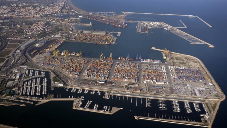 eBlue_economy_The Port of València to eliminate one million plastic bottles