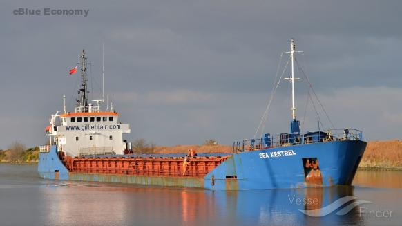 eBlue_economy_Cargo ship near-miss, Dutch wind farm