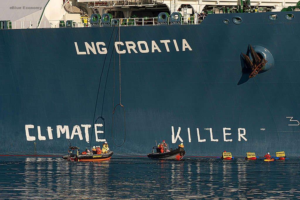 eBlue_economy_Greenpeace protest against LNG usage in Croatia