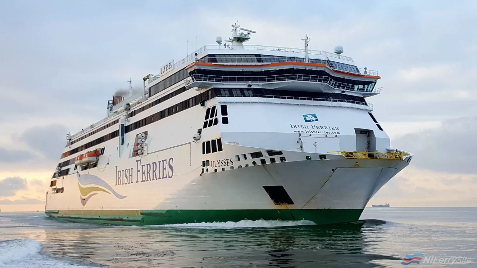 eBlue_economy_Irish Ferries to double frequency on Dover Calais route with second ship