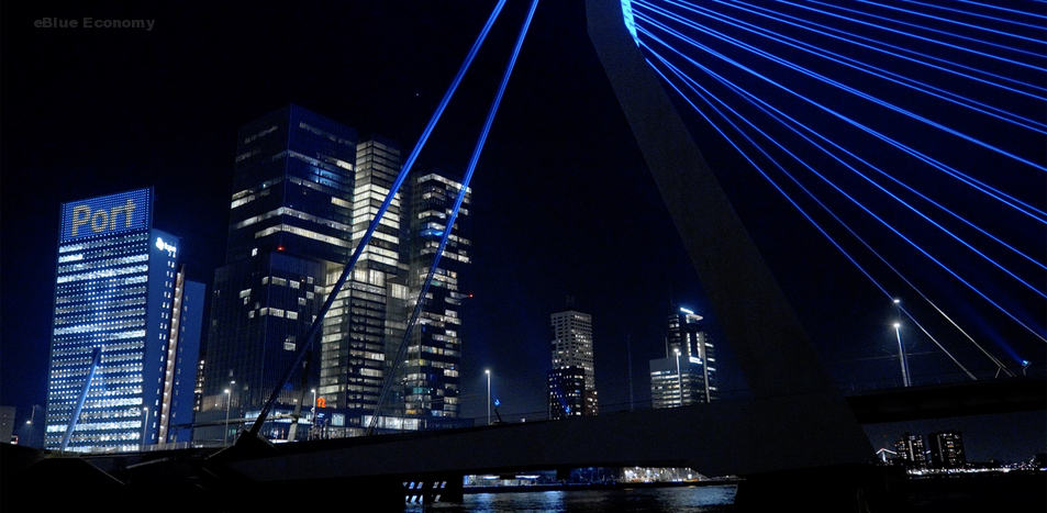 eBlue_economy_Rotterdam turns blue