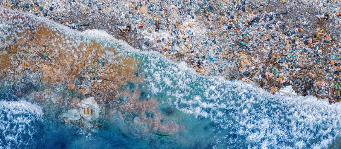 eBlue_economy_أسباب لإلقاء اللوم بشأن تغير المناخ على التلوث بالمواد البلاستيكي