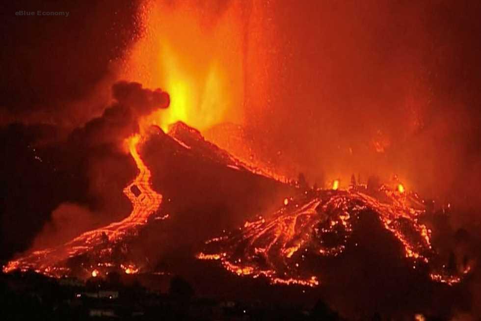 eBlue_economy_استمرار تدفق الحمم من بركان لابالما بعد تشكل فوهة جديدة