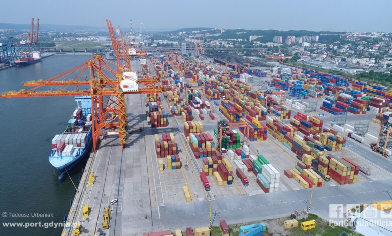 eBlue_economy_Record figures in Polish ports