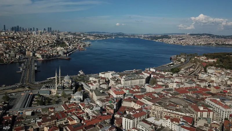 eBlue_economy_تركيا تمنع السفن الحربية من عبور مضيقي البوسفور والدردنيل
