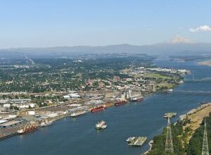 eBlue_economy_Port of Vancouver USA Shares 2021 State of the Port Report Video