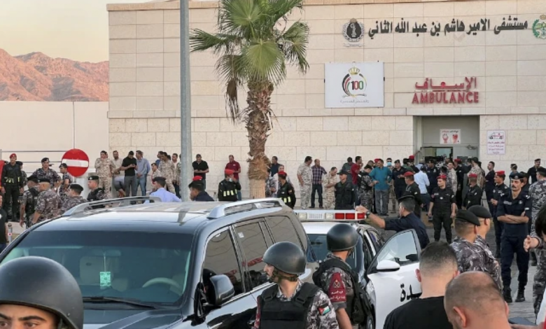 eBlue_economy_ITF rallies behind Aqaba families, strikers after chlorine horror kills 13, injures 250