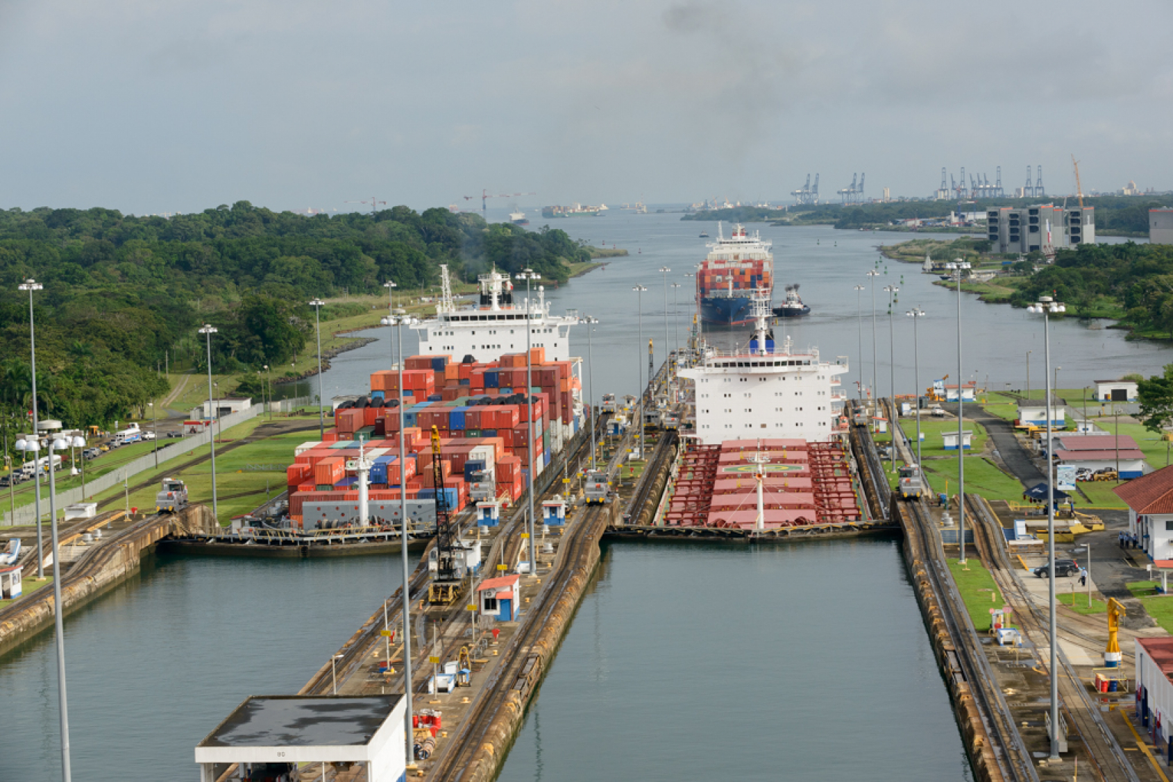 eBlue_economy_August 22nd - Panama Canal waiting time for non booked vessels (Days)
