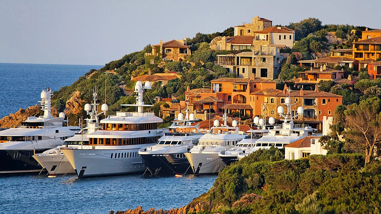 eBlue_economy_Sardinia's Porto Cervo_Super yachting paradise of the island